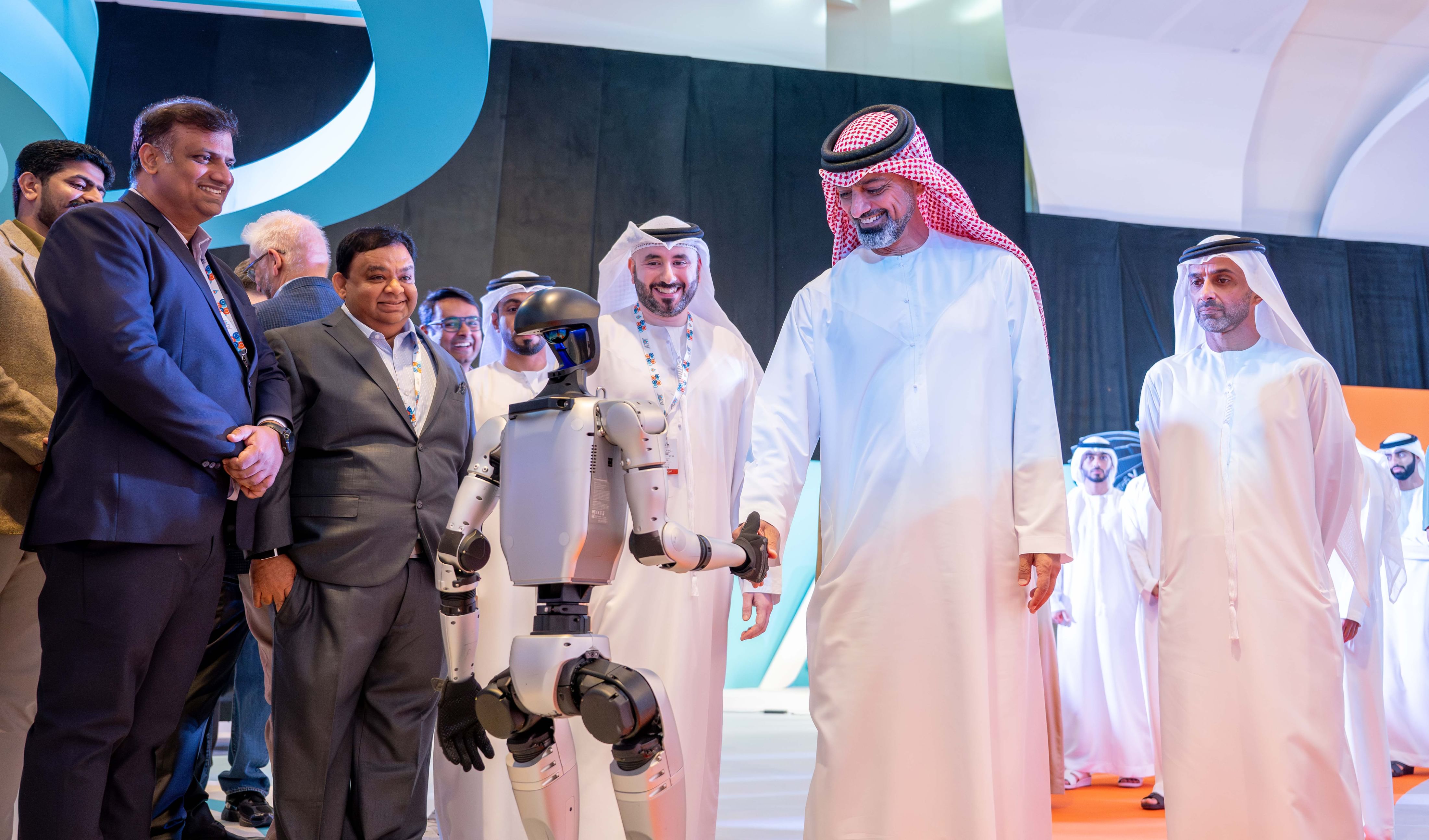 Ammar bin Humaid opens Ajman Transport Technology Conference & Exhibition 2025