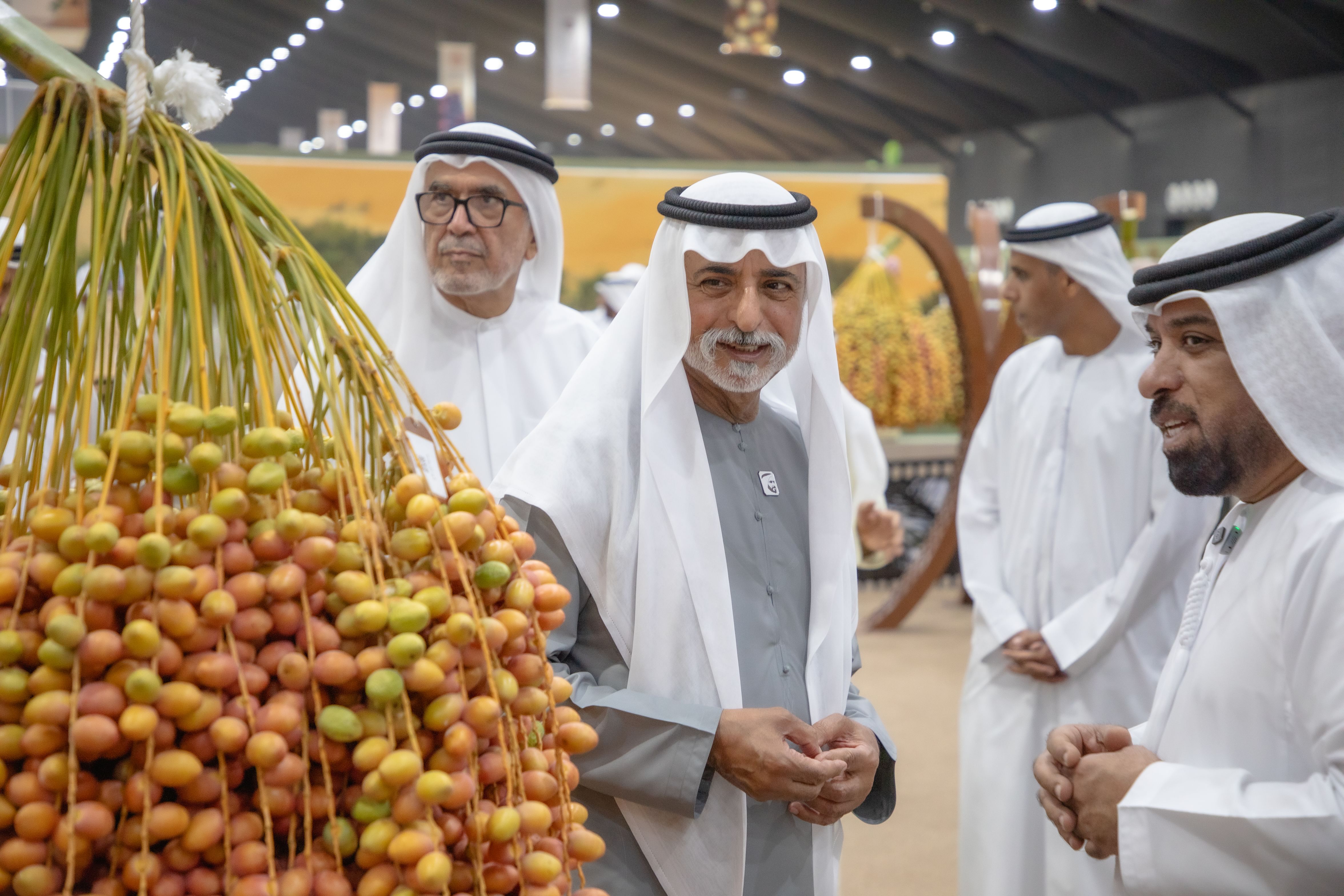 Nahyan bin Mubarak visits inaugural Al Ain Rutab Festival    