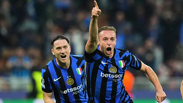 Inter Milan beat Barcelona to reach Champions League final