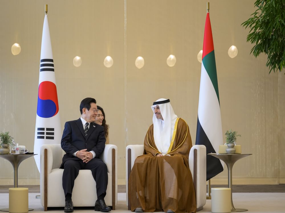 President of Republic of Korea arrives in UAE on state visit