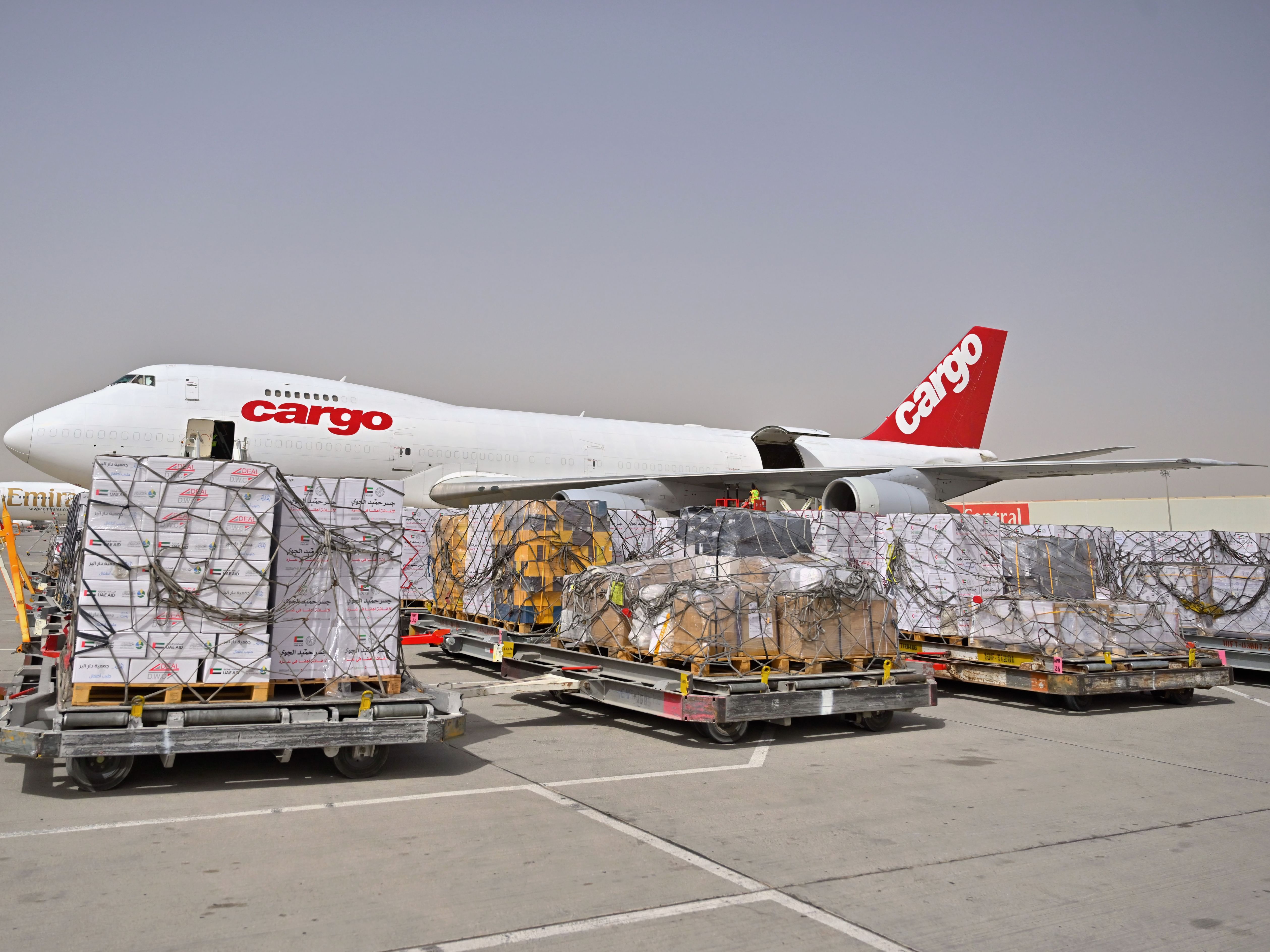 UAE's Operation Chivalrous Knight 3 dispatches urgent humanitarian aid aircraft carrying 100 tonnes to Gaza