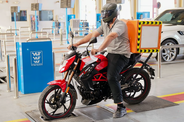 Dubai extends delivery bike registration by a year, rolls out new inspection standards