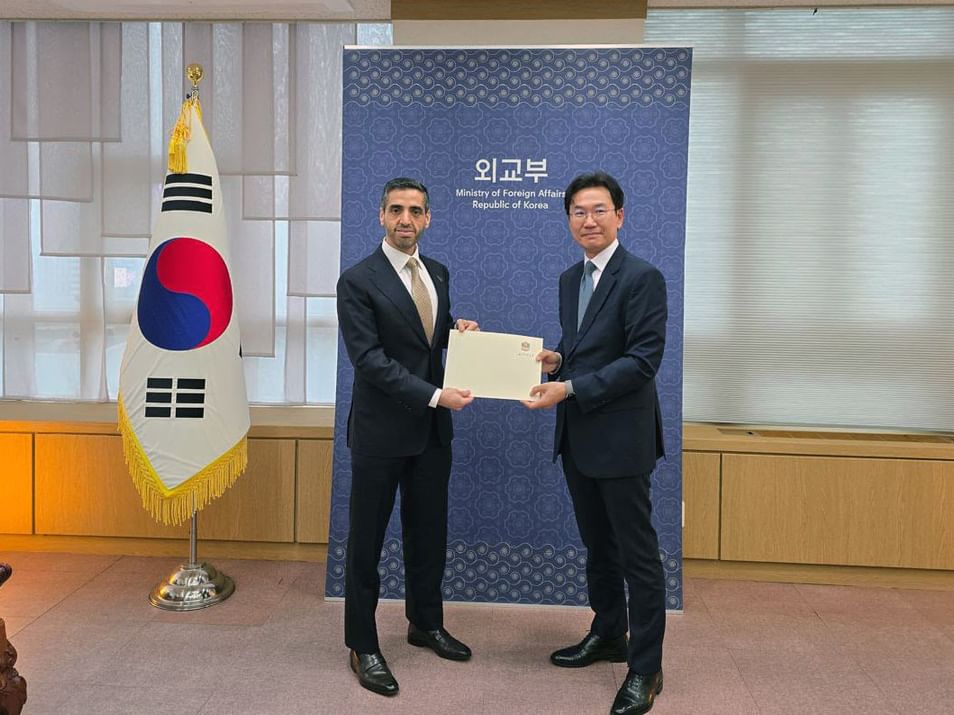 UAE Ambassador presents copy of credentials to Ministry of Foreign Affairs of brotherly Republic of Korea