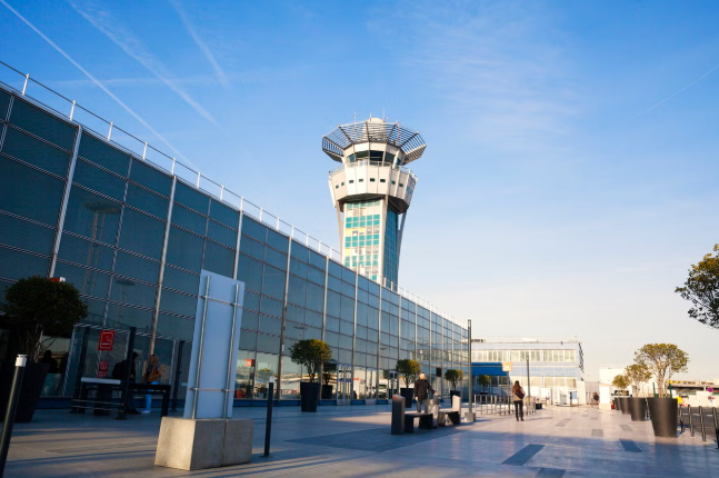 Paris Orly Airport operations normalise after major technical fault