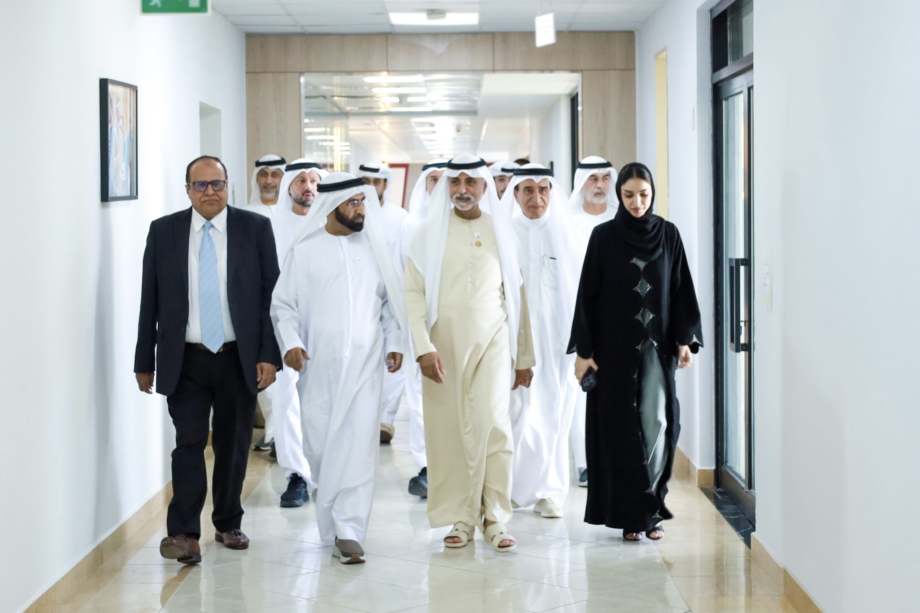Nahyan bin Mubarak visits University of Fujairah, praises its academic achievements, role in developing national talent