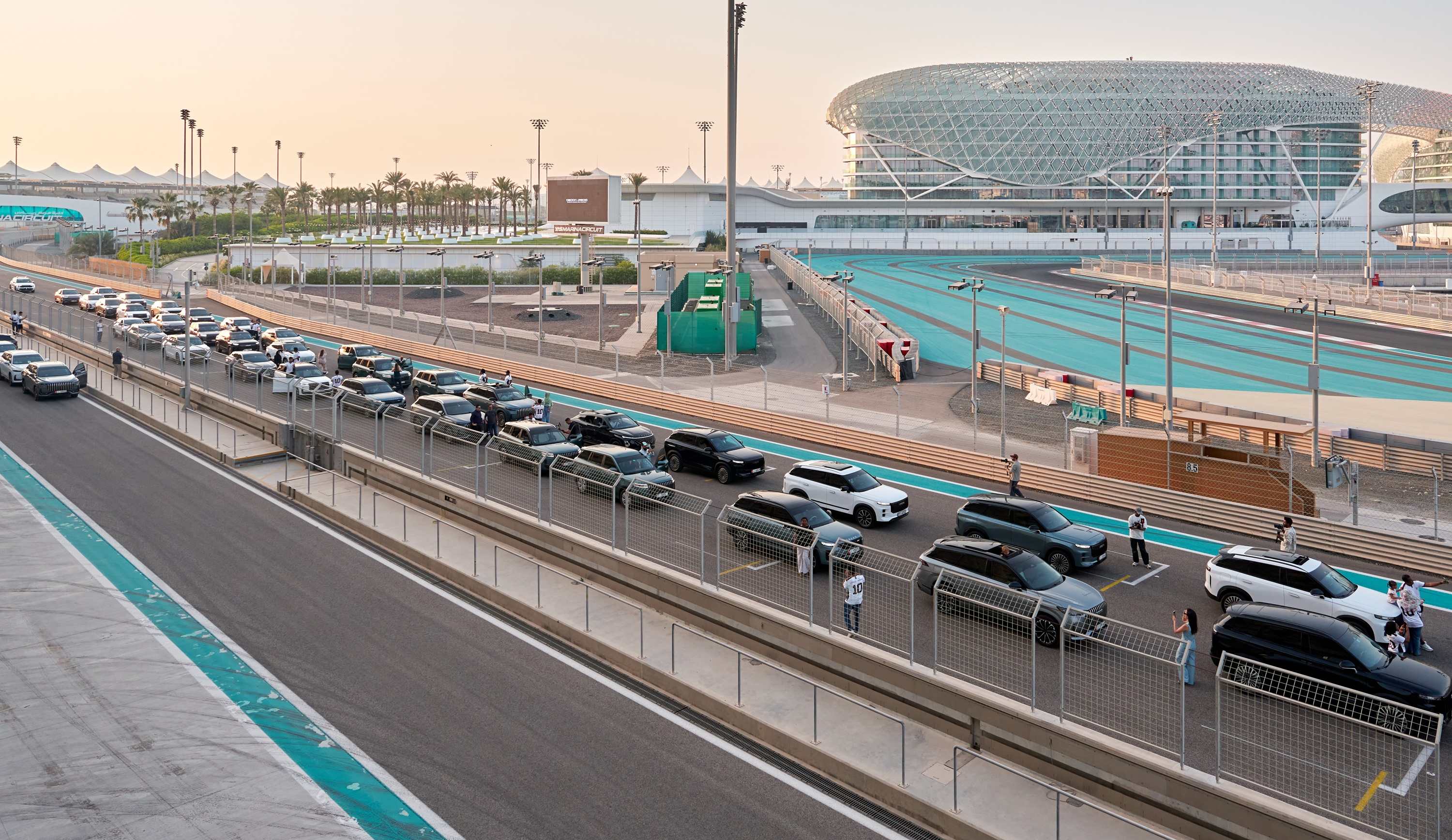 OMODA & JAECOO Brings Together Over 350 Enthusiasts for First Abu Dhabi Community Drive at Yas Marina Circuit