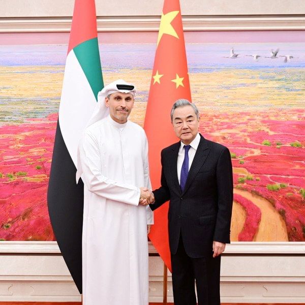 On sidelines of Abu Dhabi Crown Prince’s visit, UAE President’s Special Envoy to China meets Chinese Foreign Minister