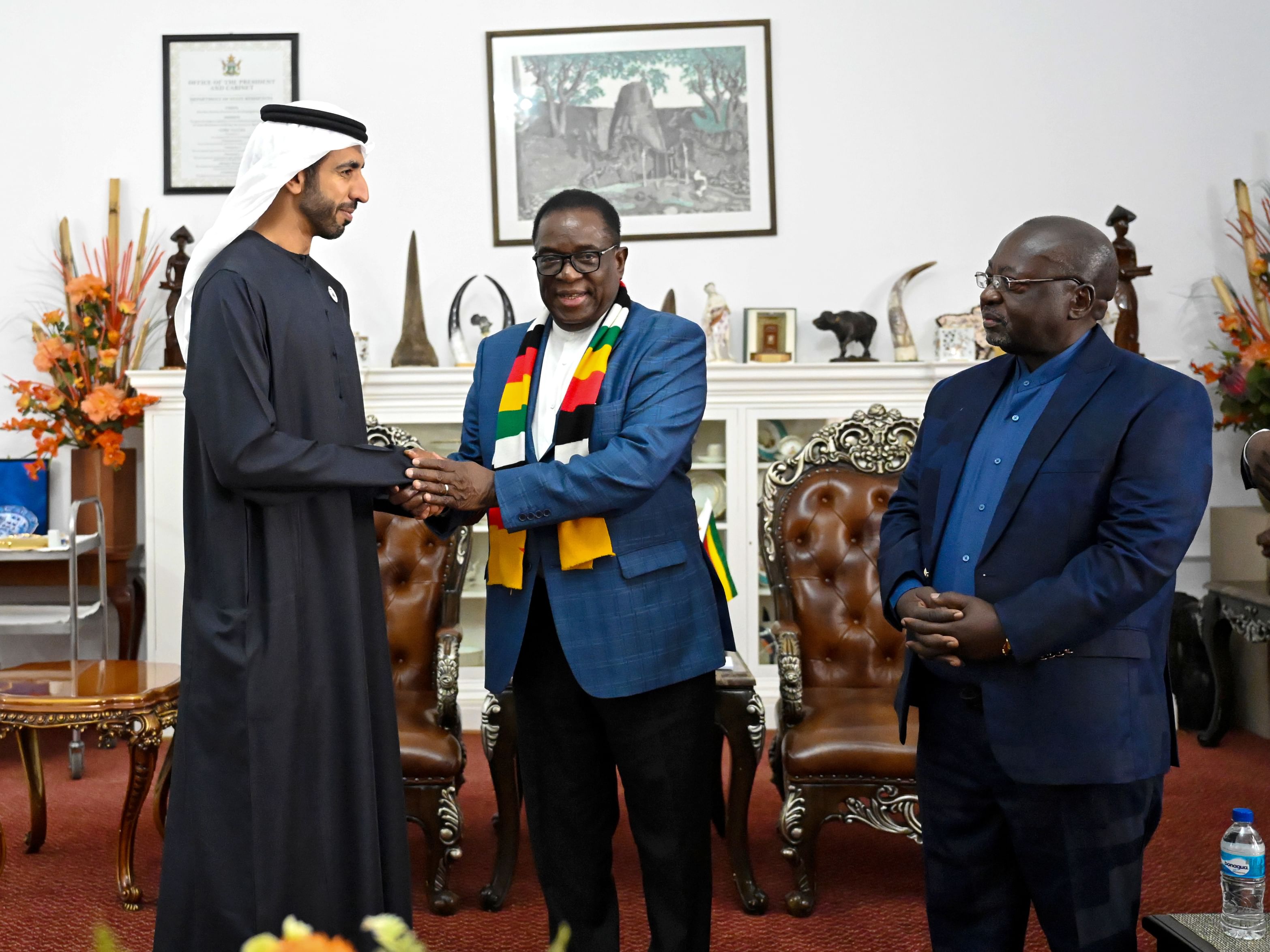 Shakhboot bin Nahyan meets President of Zimbabwe to discuss strengthening bilateral relations