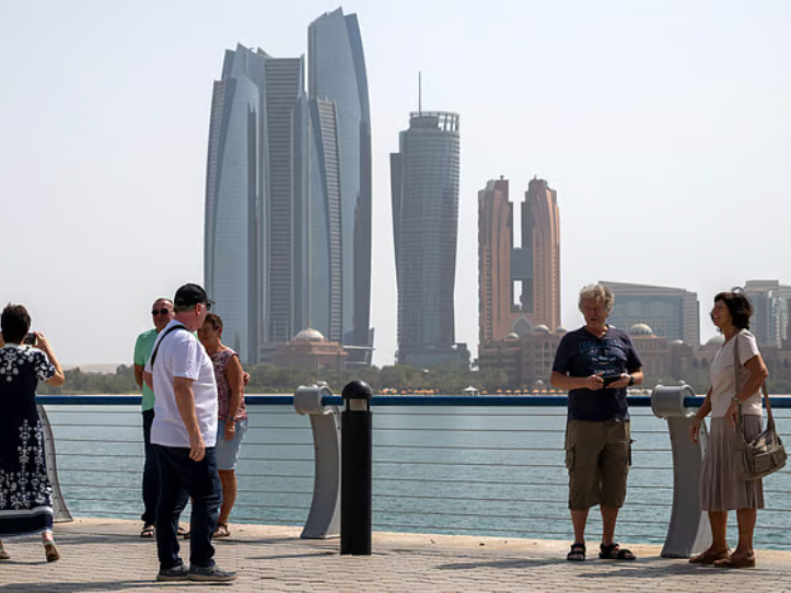 Abu Dhabi probes price hikes, businesses face legal action risk