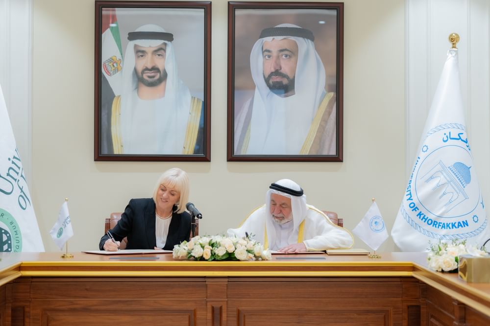 Sharjah Ruler signs co-op agreement between UFK, Exeter University