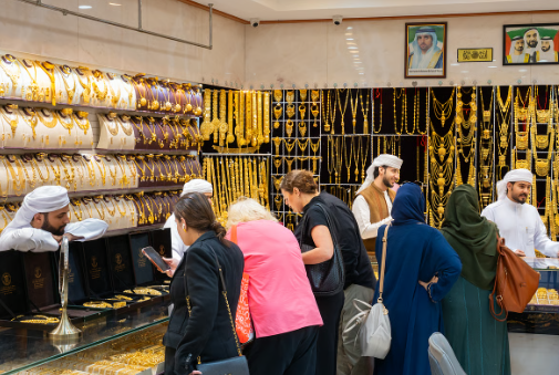 Gold rebounds as it marches towards best year since 1979