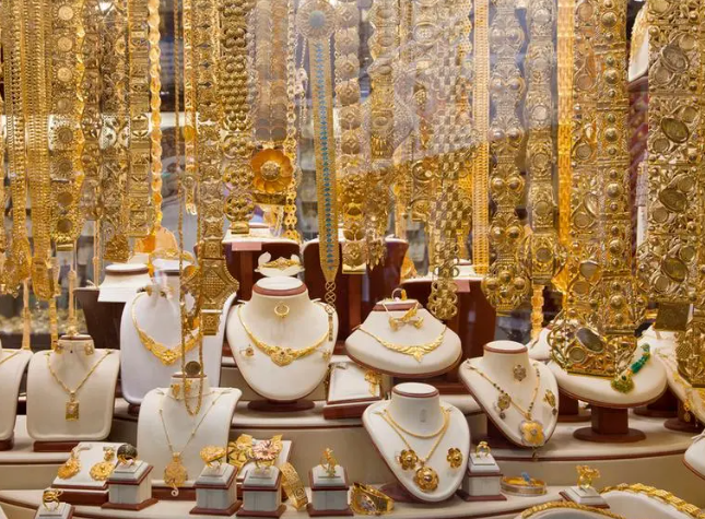 Dubai: Gold prices recover slightly after losing nearly Dh10 per gram last week 