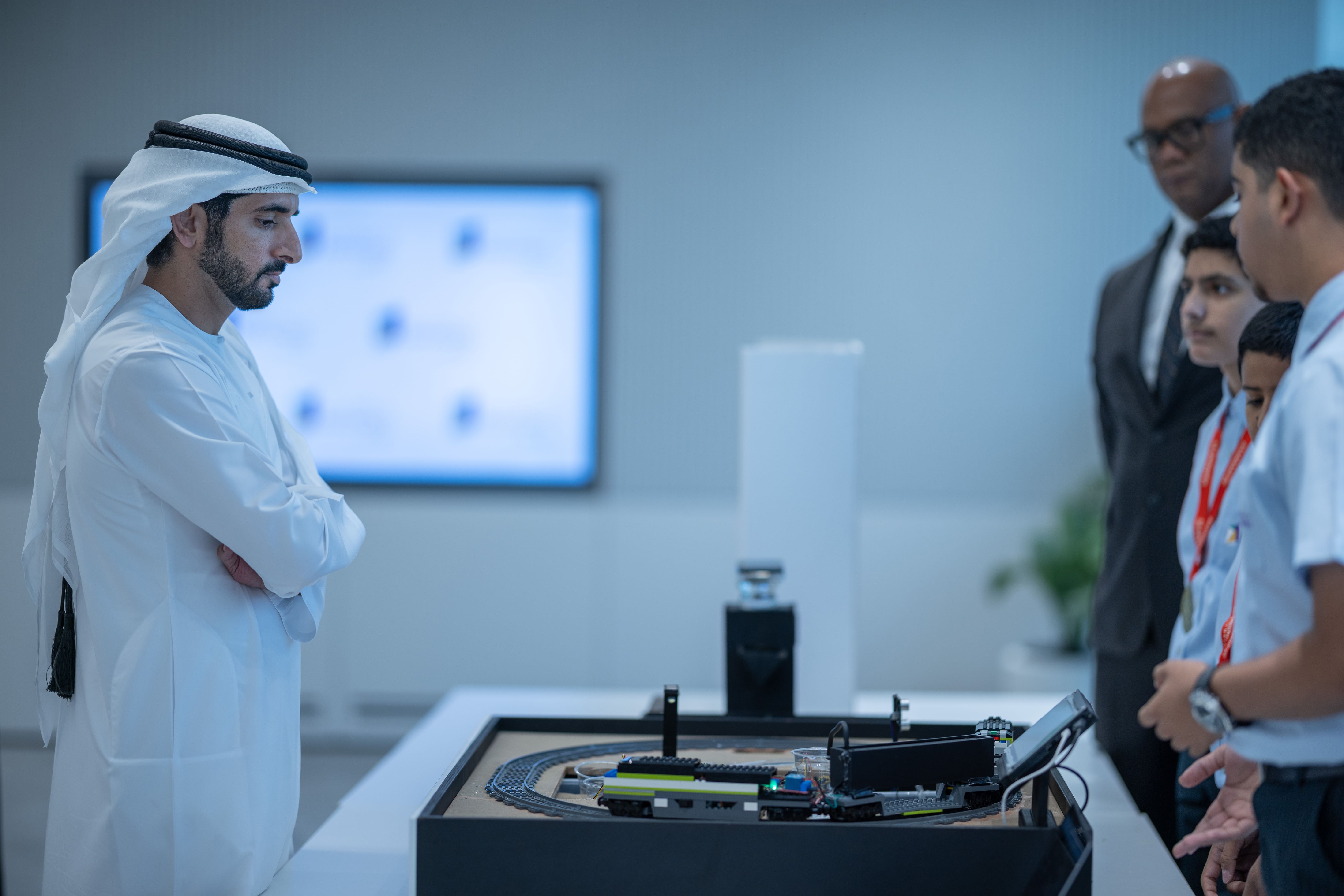 Hamdan bin Mohammed congratulates four Emirati students on winning gold at International Greenwich Olympiad