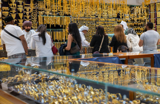 Gold, silver prices plunge in Dubai; investors sell in panic