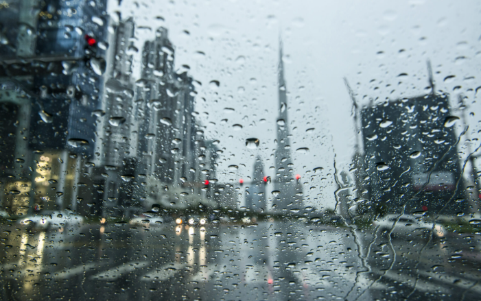 Heavy rain, strong winds and dust reduce visibility in Al Ain through Thursday