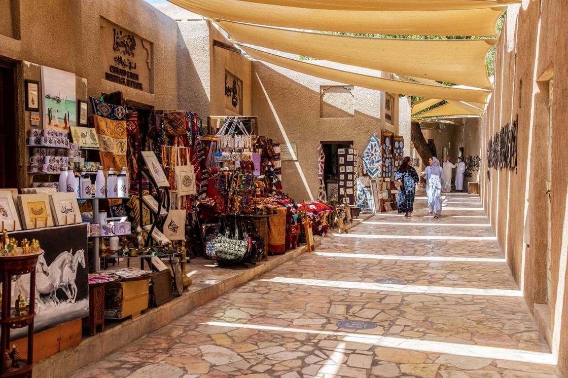 DET highlights importance of regulating trade-name signage on commercial shopfronts