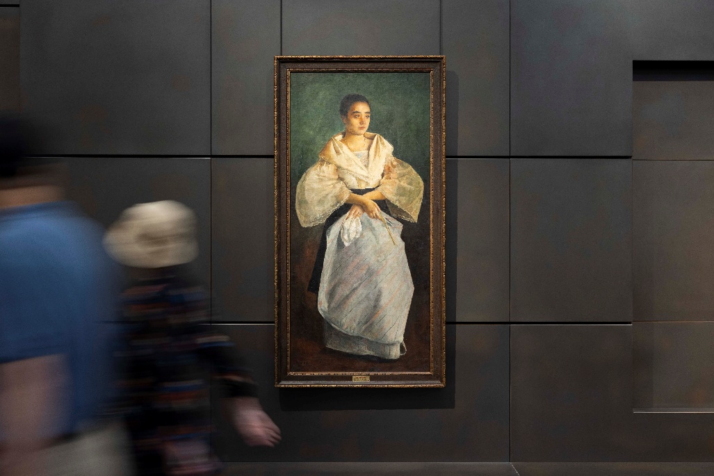 Last chance to see the National Cultural Treasure of the Philippines Una Bulaqueña at Louvre Abu Dhabi 