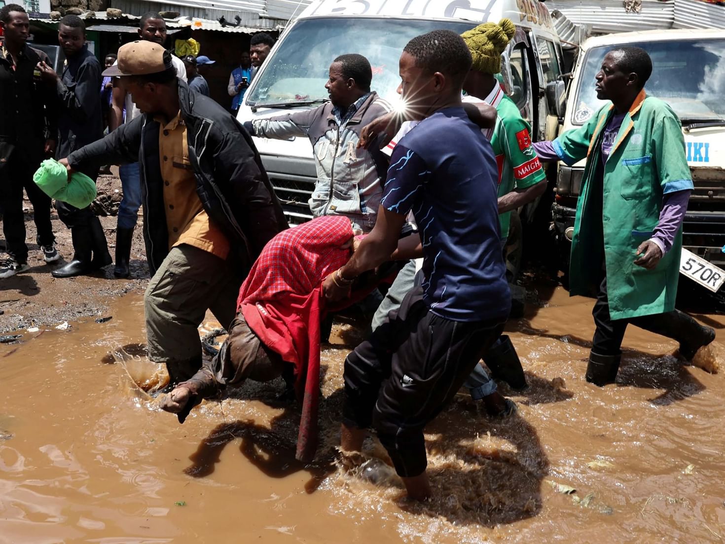 Flash floods kill at least 10 in Kenya amid heavy downpours