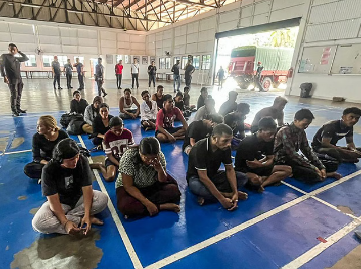 14 missing, 23 rescued after migrant boat sinks off Malaysia 