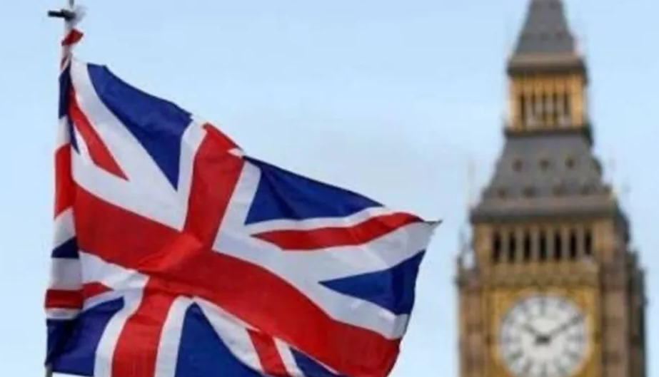 UK economy contracts in June amid services sector slowdown