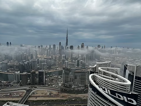 Red and yellow fog alert issued over Dubai and Abu Dhabi