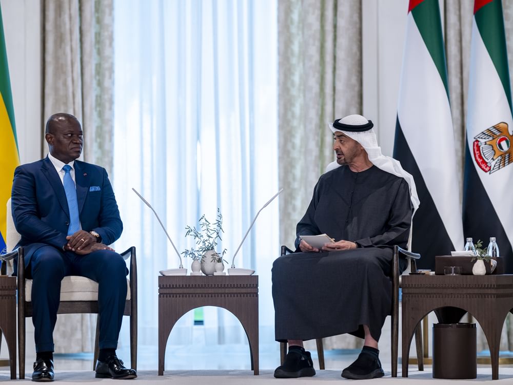 UAE and Gabon Presidents discuss strengthening bilateral ties