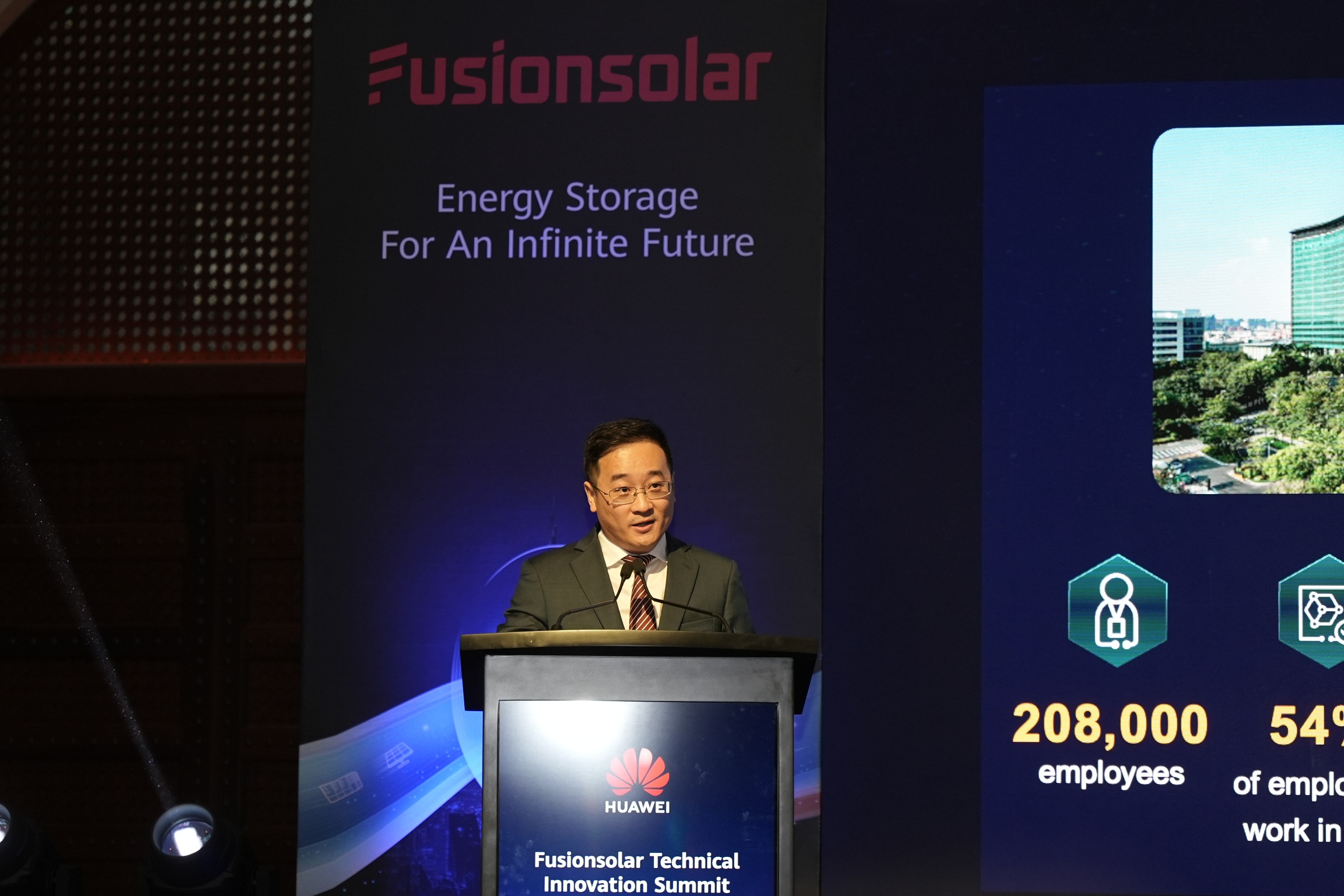 FusionSolar Technical Innovation Summit by Huawei Unveils Cutting-edge Solutions Powering the Region's Renewable Energy Future