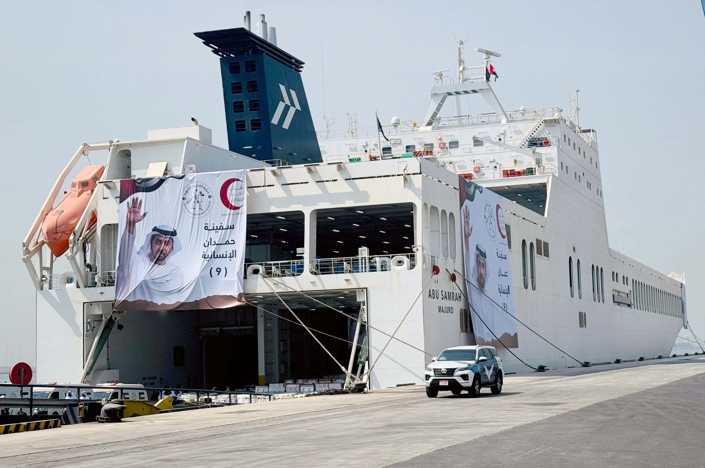 UAE's 9th Hamdan humanitarian ship departs to Gaza under 'Operation Chivalrous Knight 3'