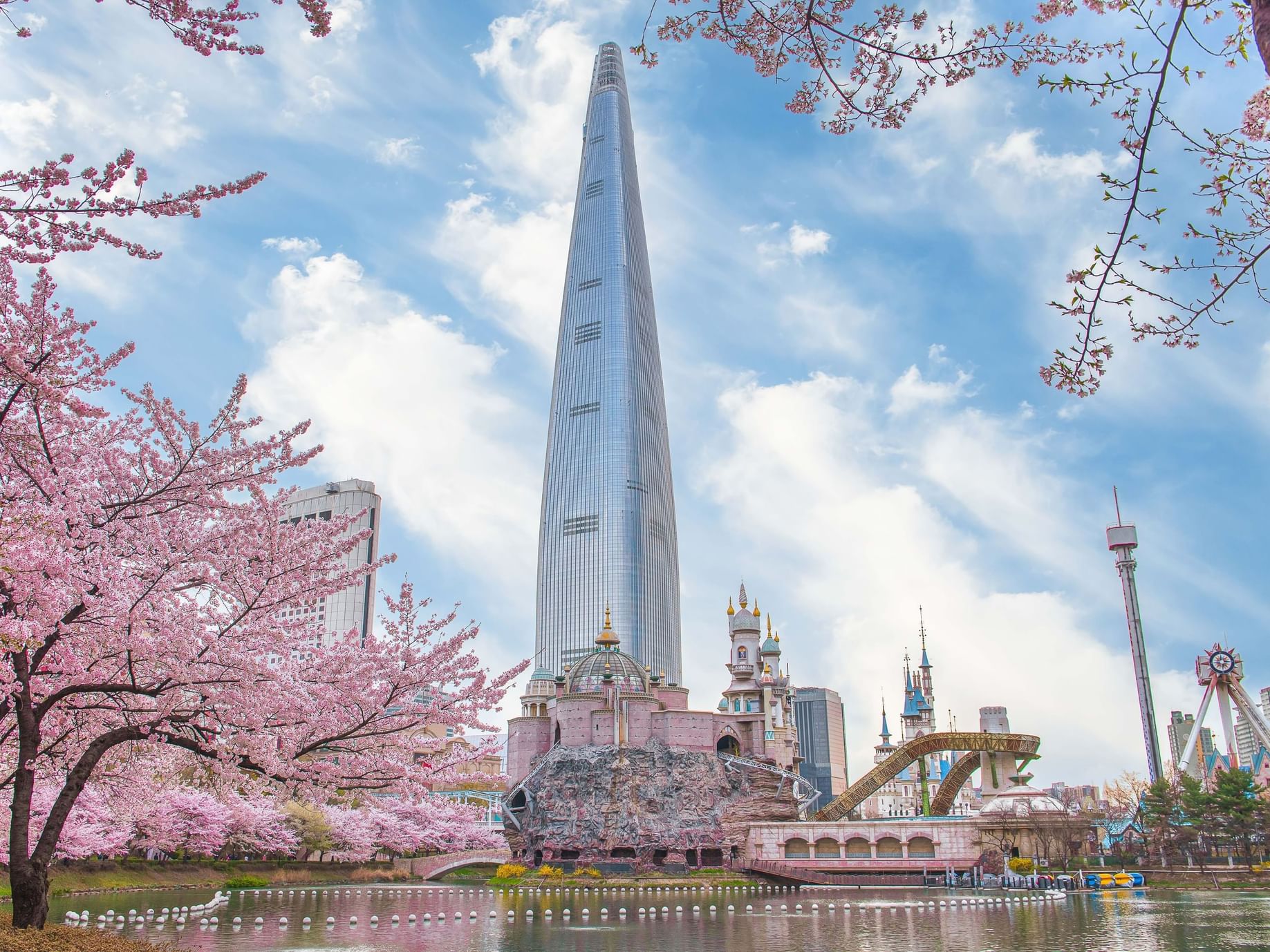 Korea's tourism balance hits record surplus since COVID-19 pandemic
