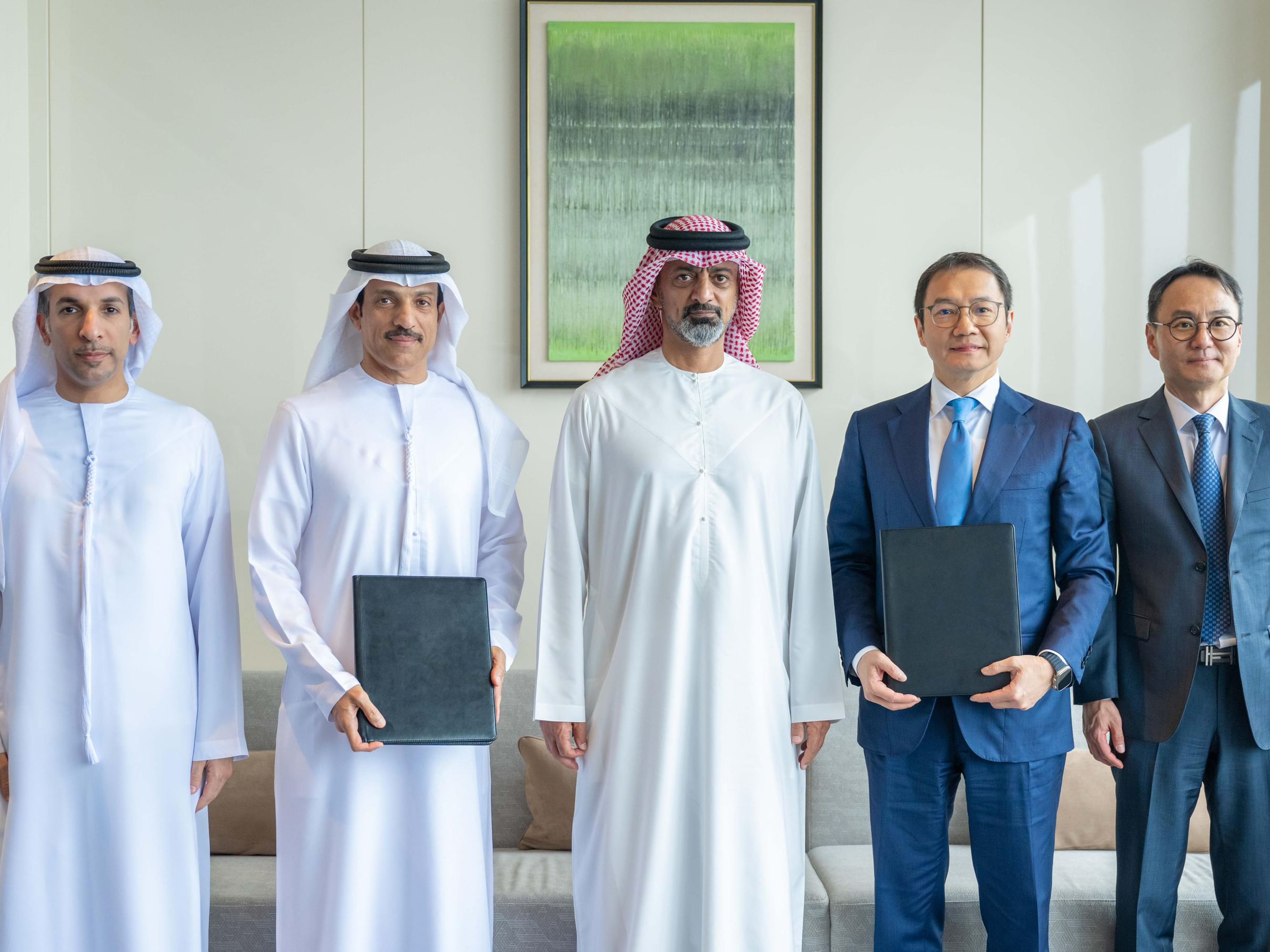 Ajman CP witnesses signing of MoU to develop Ajman Port worth AED 1 billion