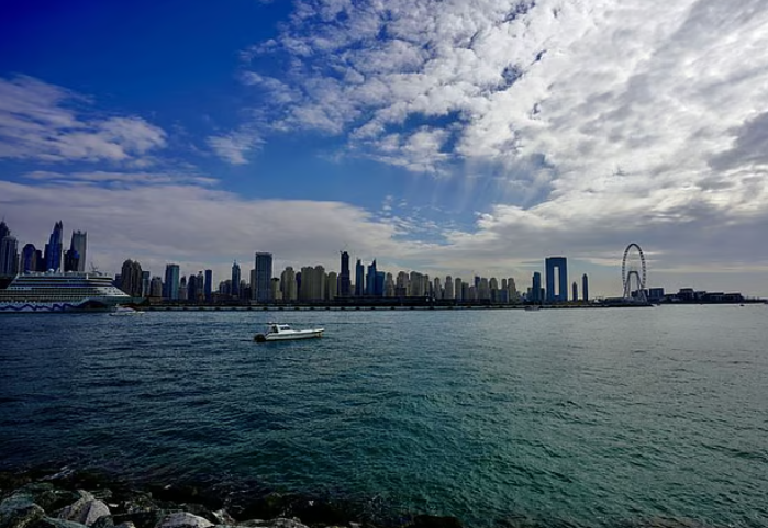 Fog alert in Abu Dhabi, rain expected in Dubai and Al Ain 