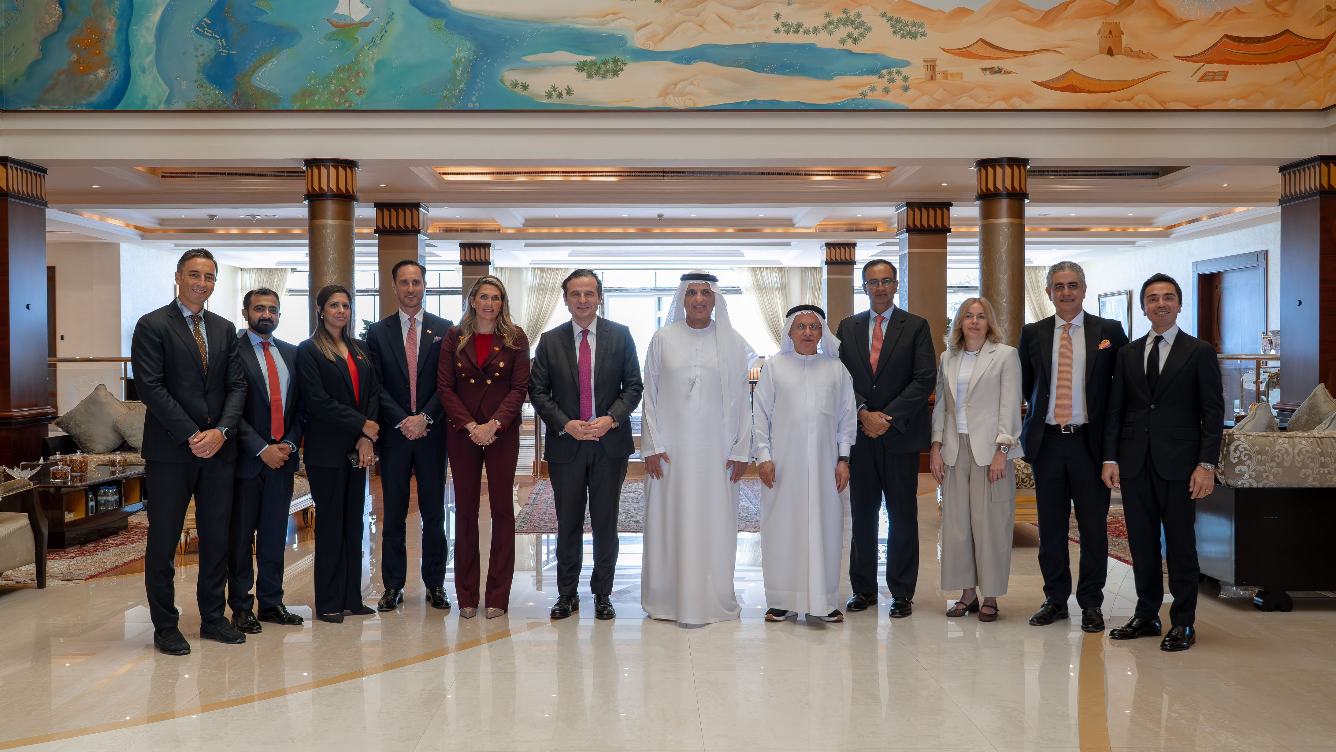 Ras Al Khaimah Ruler receives RAKBANK, Mastercard delegation