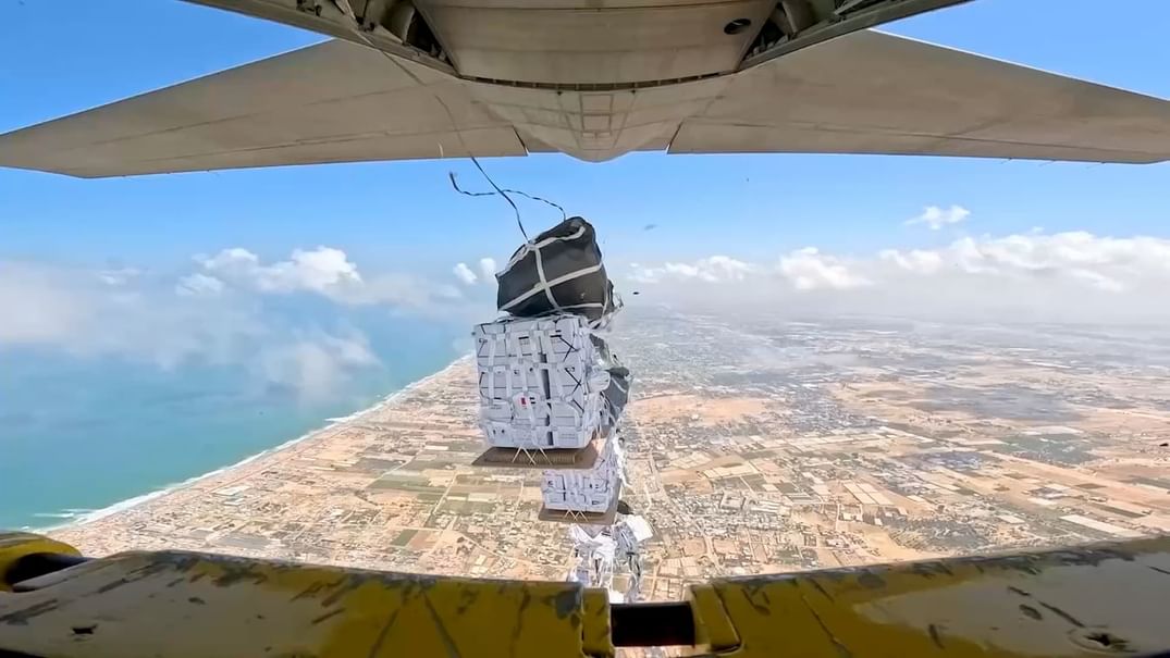 UAE carries out 79th airof humanitarian aid under ‘Birds of Goodness’ operation to support Gaza