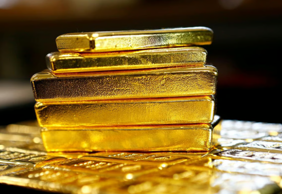 Despite record gold prices, UAE customers continue buying, just differently