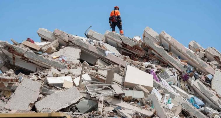 Venezuela twin earthquakes kill 2,645