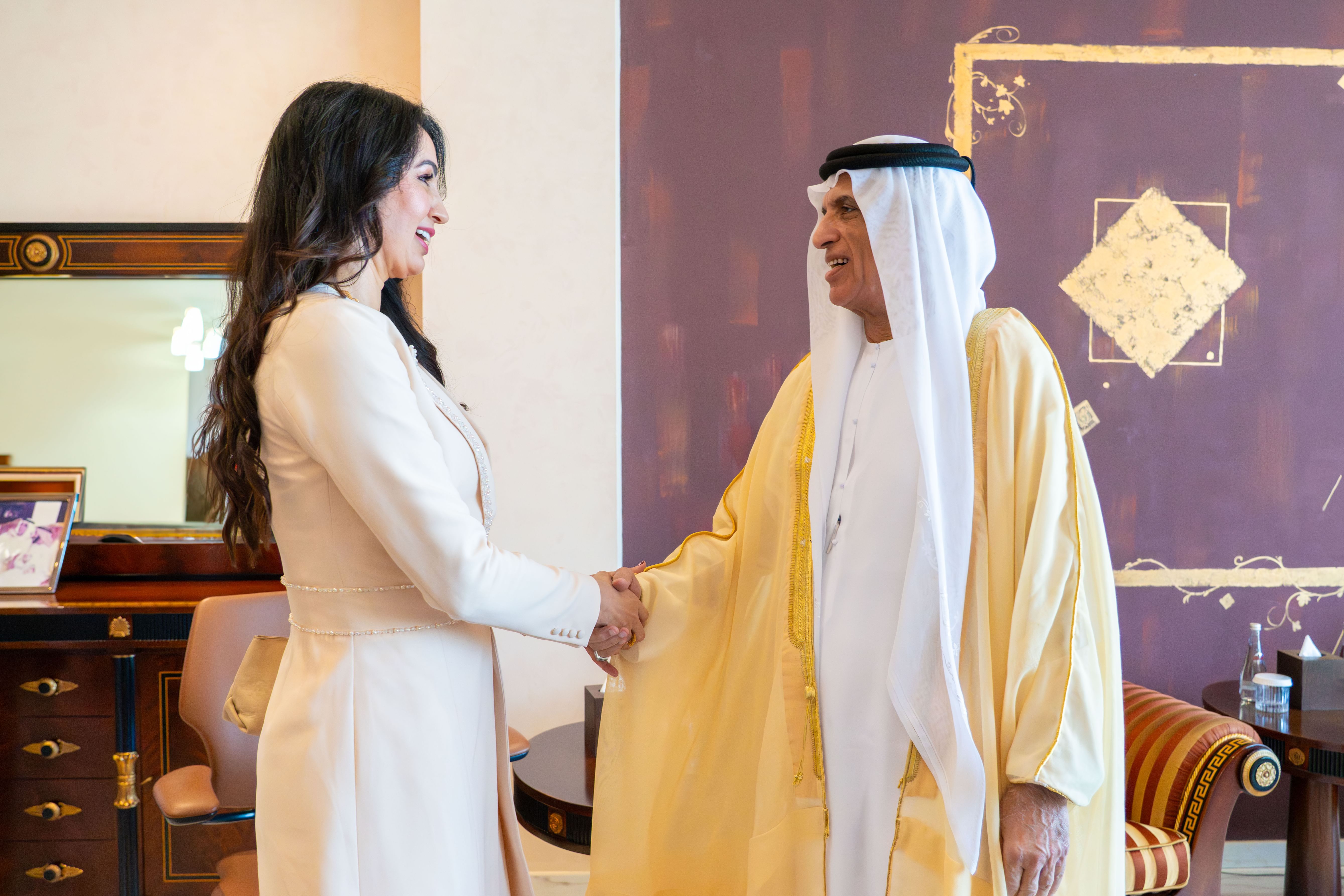 RAK Ruler receives Paraguayan ambassador