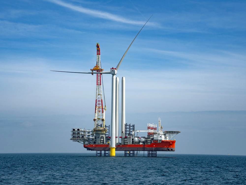 Masdar, ScottishPower set UK record for biggest blade install at East Anglia THREE offshore windfarm