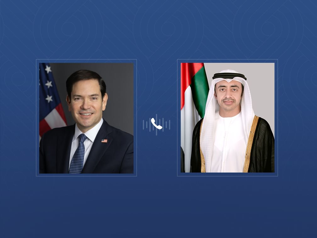 Abdullah bin Zayed holds telephone call with US Secretary of State