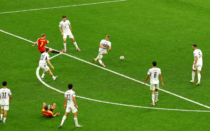 Belgium beat New Zealand 5-1 to advance to World Cup knockout stage