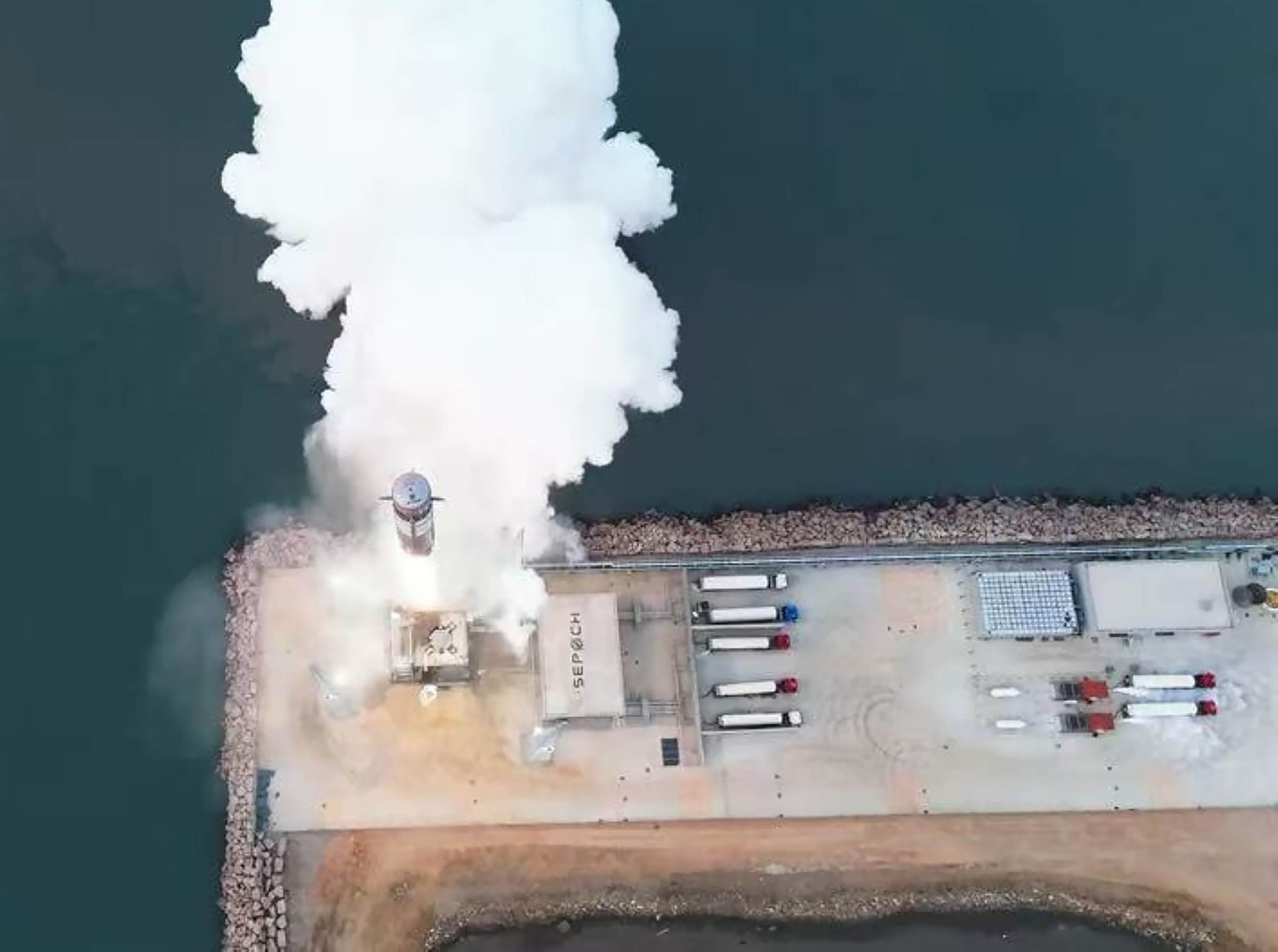 Chinese rocket delivers e-commerce packages in sea recovery test
