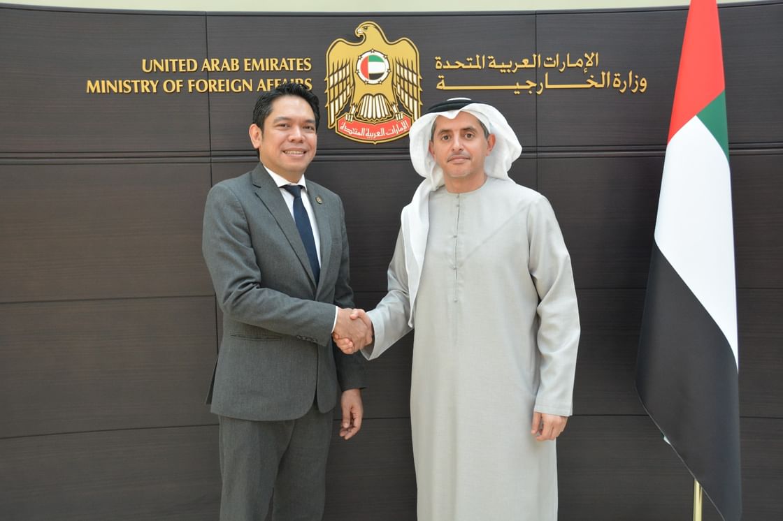Director of MoFA’s Dubai Office receives credentials of Malaysian Consul General