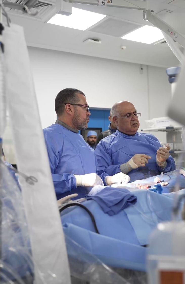 Al Qasimi Hospital performs UAE’s first advanced coronary calcification procedure