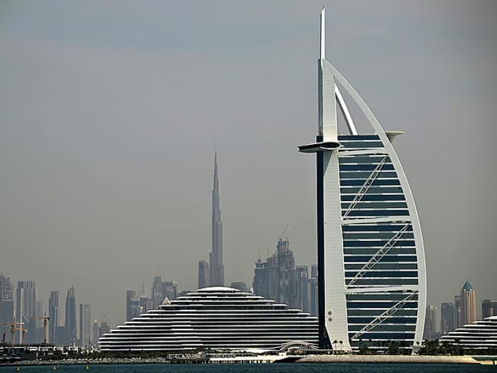 UAE enters world’s top 10 goods exporters, trade reaches Dh6 trillion