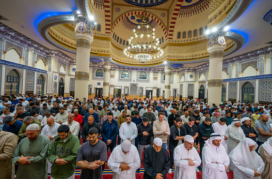Taraweeh prayers in UAE to begin tonight after Ramadan crescent spotted