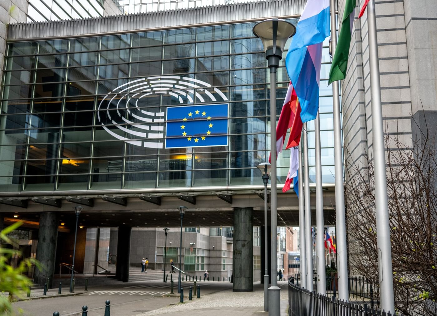 European Parliament blocks AI on lawmakers’ devices, citing security risks