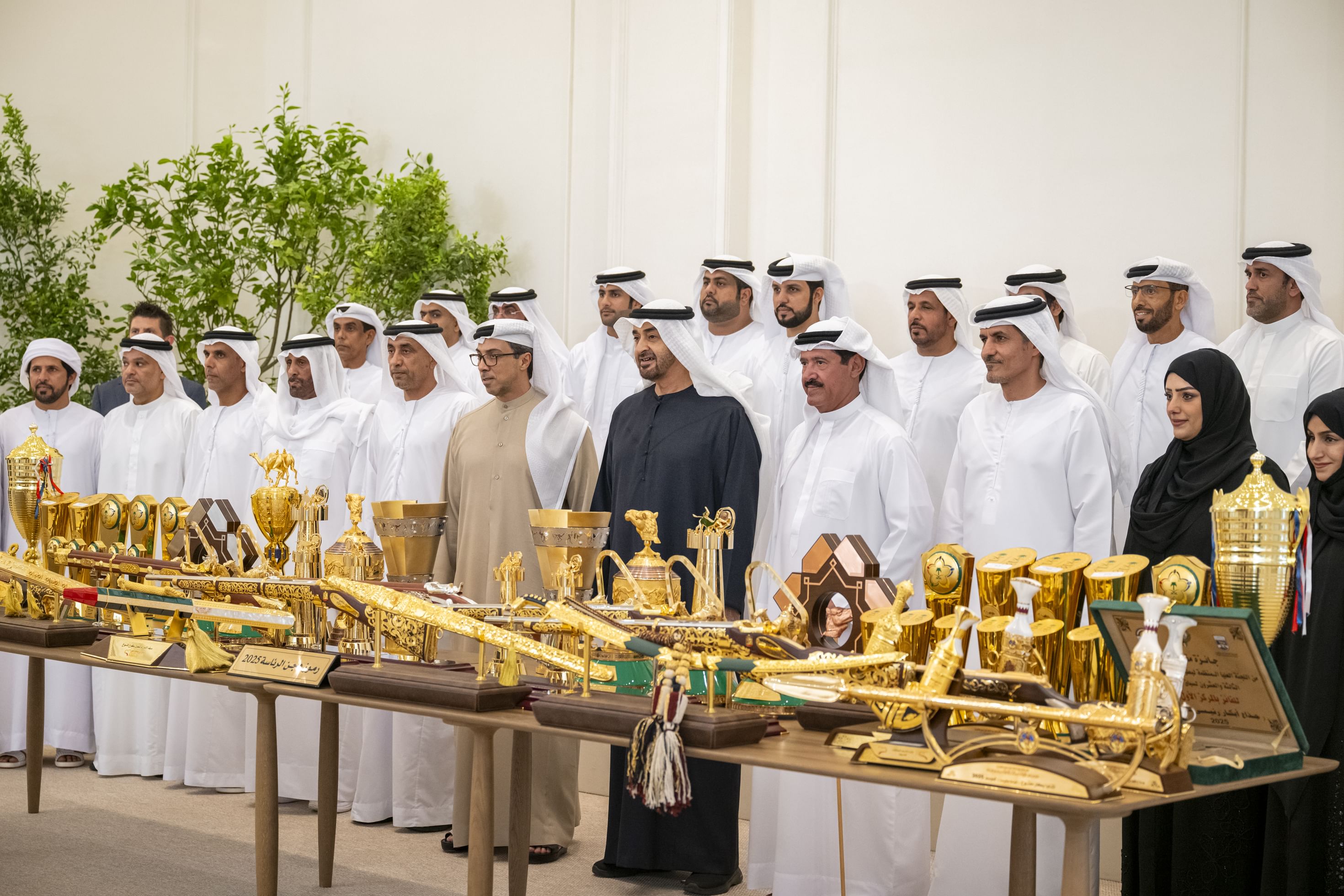 UAE President receives Presidential Camel Racing Team