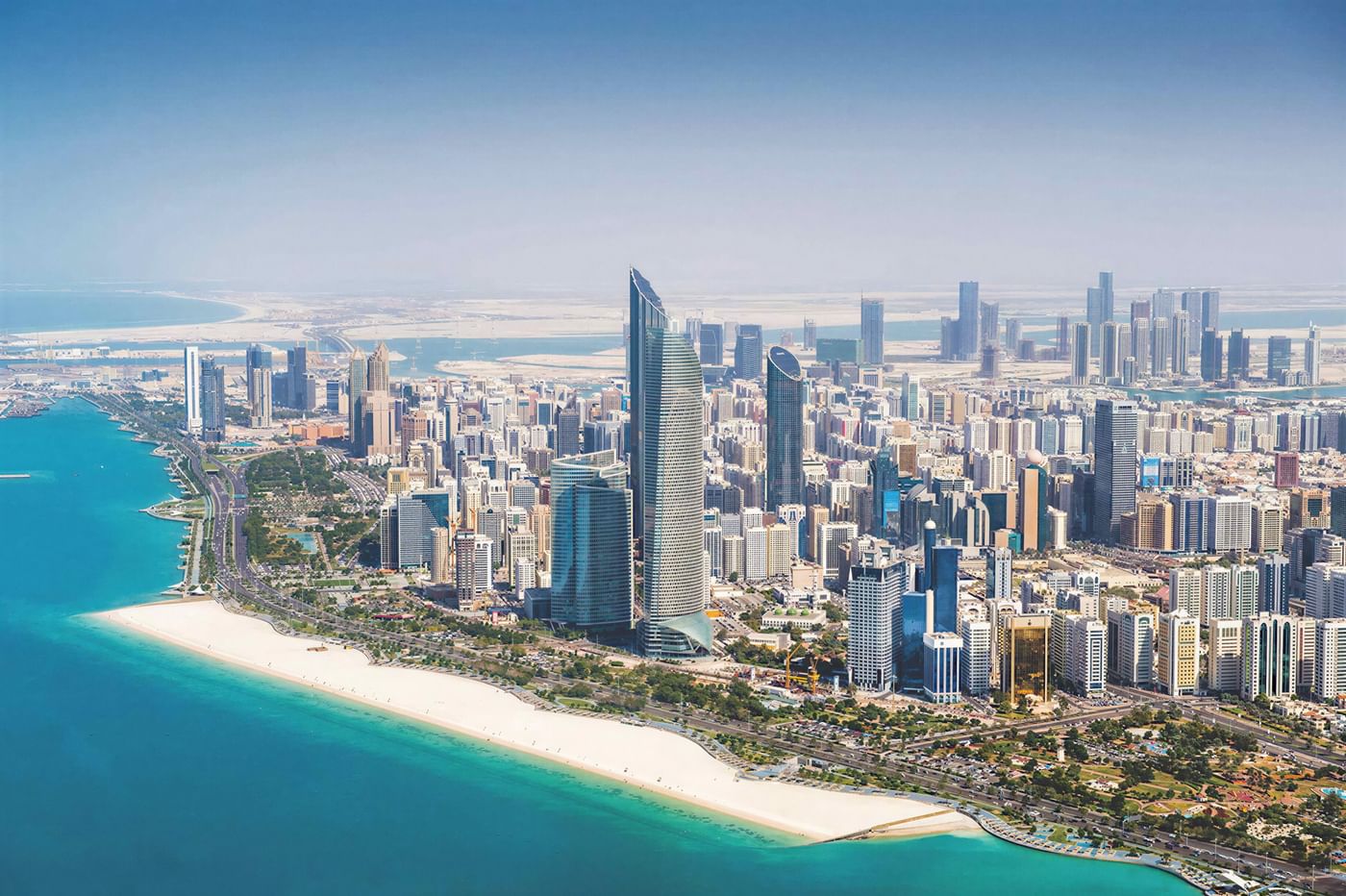 Abu Dhabi’s non-oil foreign trade grows 36% in 2025