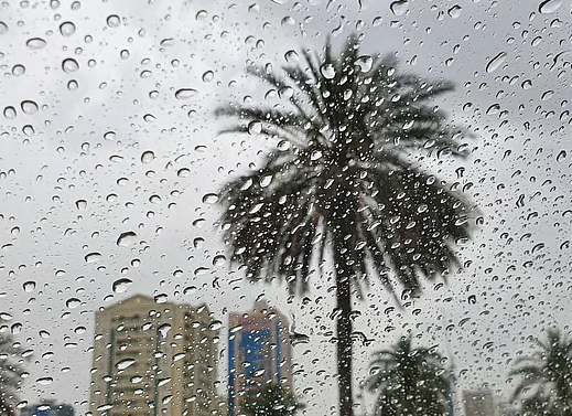 Extreme heat up to 47°C, dusty winds, and rain showers expected 