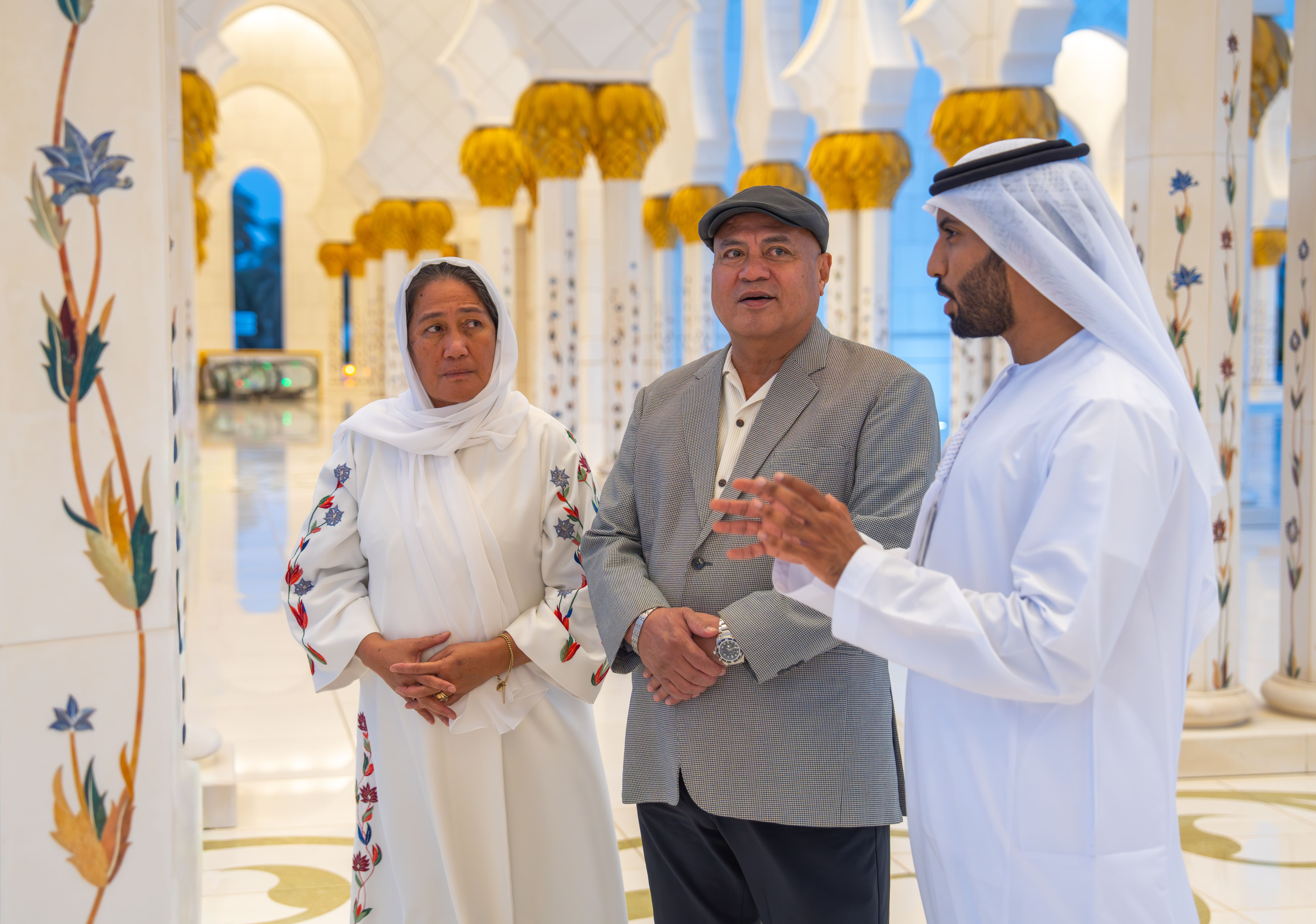Prime Minister of Tuvalu visits Sheikh Zayed Grand Mosque in Abu Dhabi