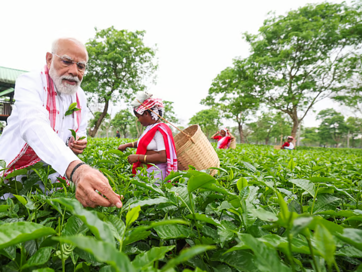 PM Modi shares heartfelt moments with tea workers in Assam
